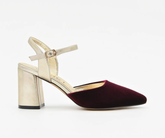ZAPATO TERCIOPELO BURDEOS Y TACÓN DORADO